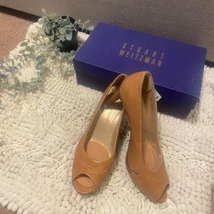 Stuart Weitzman heels - color tan/sand - 7